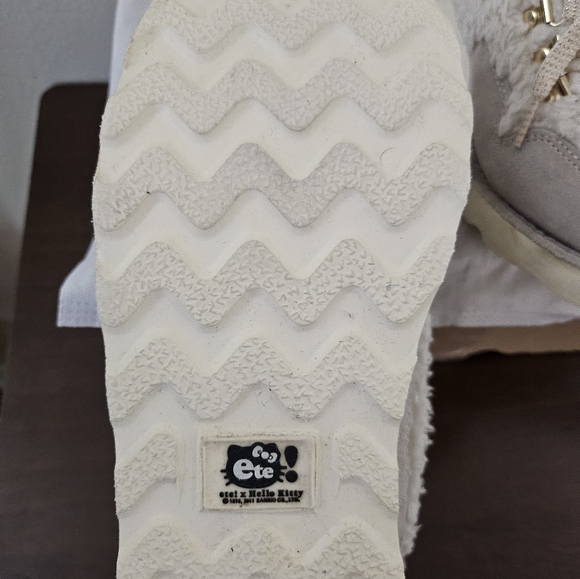 Hello kitty sneakers - Picture 5 of 6